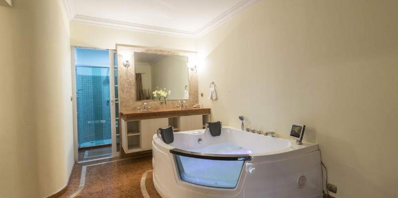 Hotel Florenca Луанда  Экстерьер фото