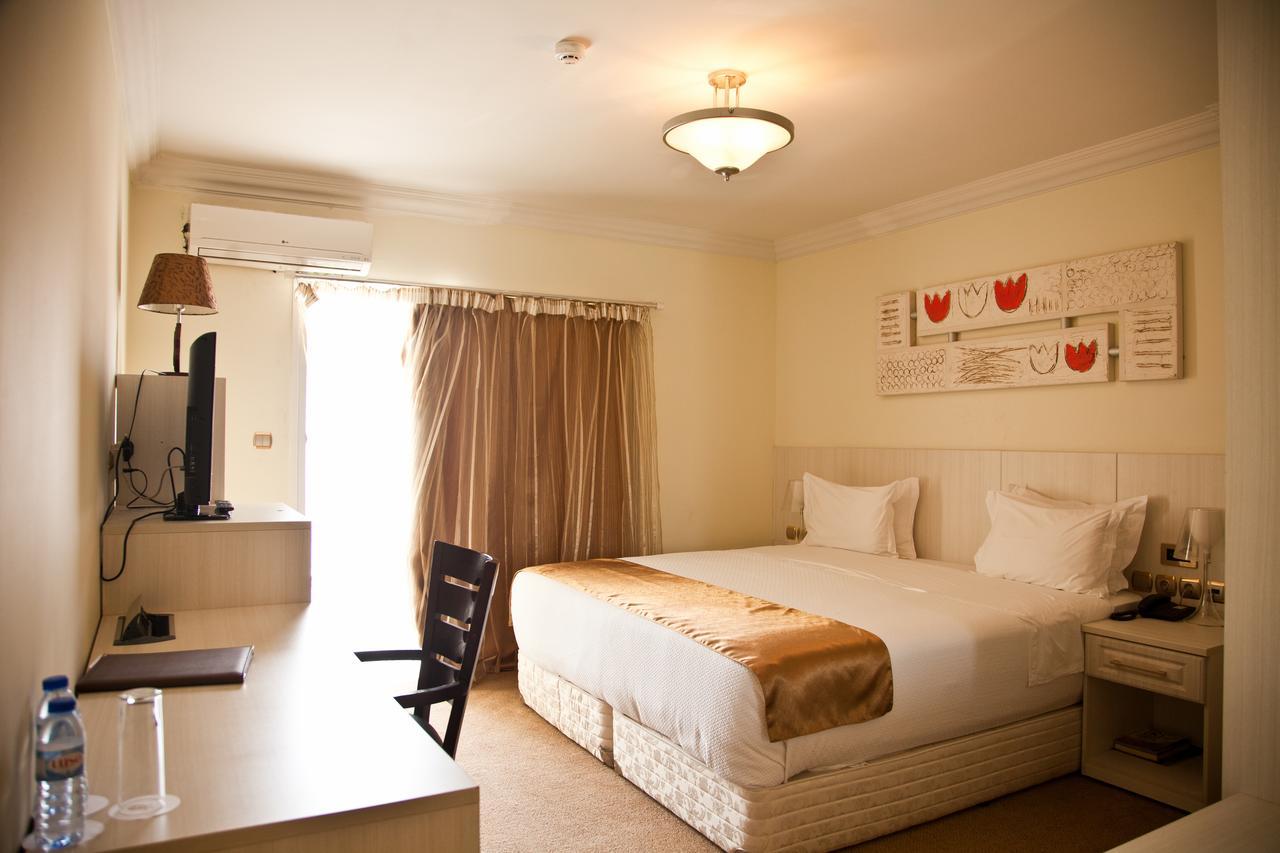Hotel Florenca Луанда  Экстерьер фото
